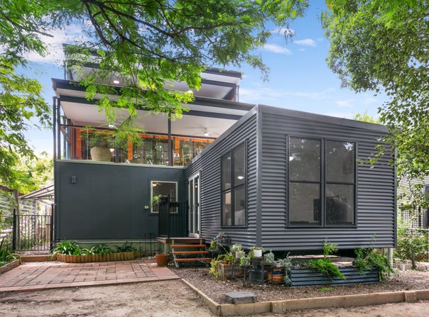 18 Chiswick Road, Bardon, Qld 4065