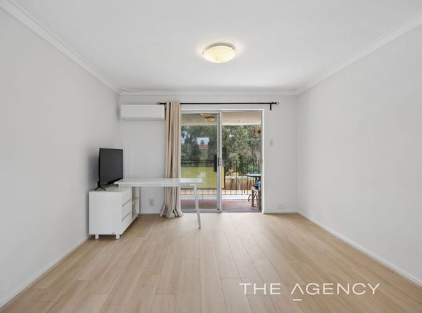 33C/305 Harborne Street, Glendalough, WA 6016