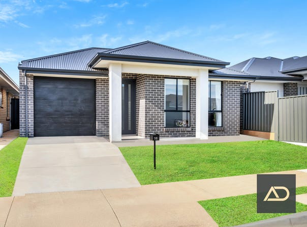 16 Murray Crescent, Smithfield Plains, SA 5114