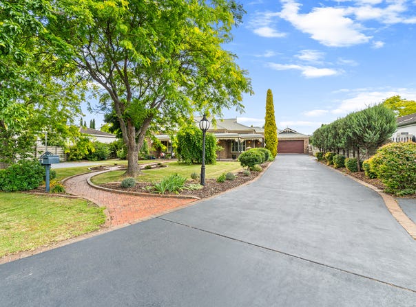 4 Castlereagh Court, Traralgon, Vic 3844