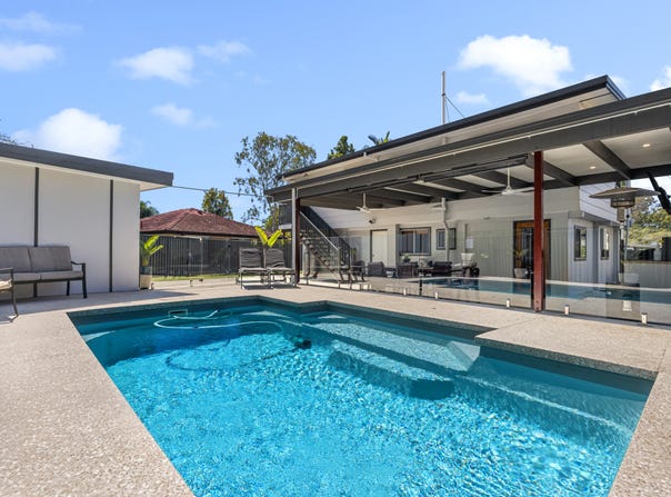 82 NANBAREE DRIVE, Bray Park, Qld 4500