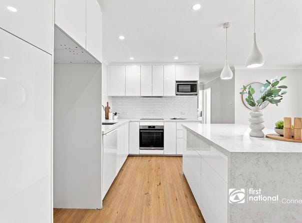 37 Red House Crescent, McGraths Hill, NSW 2756