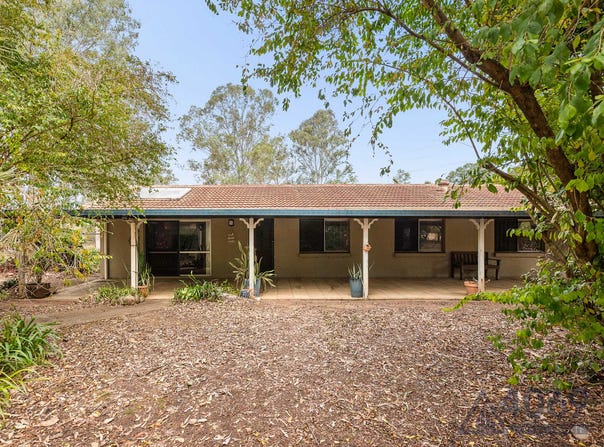 190 Mount Crosby Road, Anstead, Qld 4070