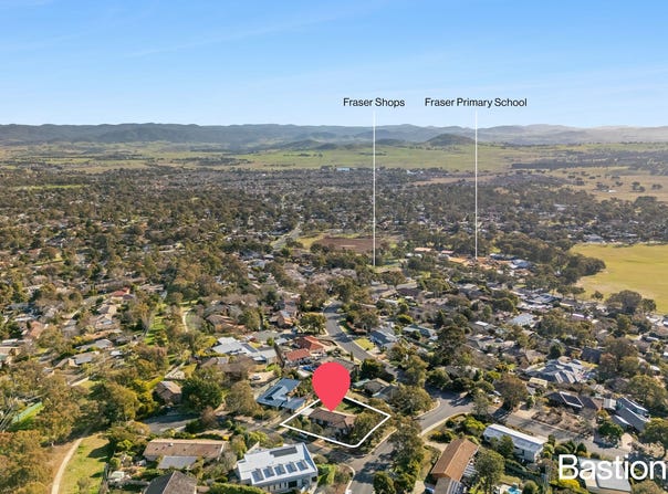 2 Eddison Place, Fraser, ACT 2615