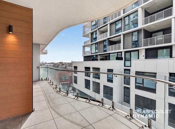 214/1060 Dandenong Road, Carnegie, Vic 3163