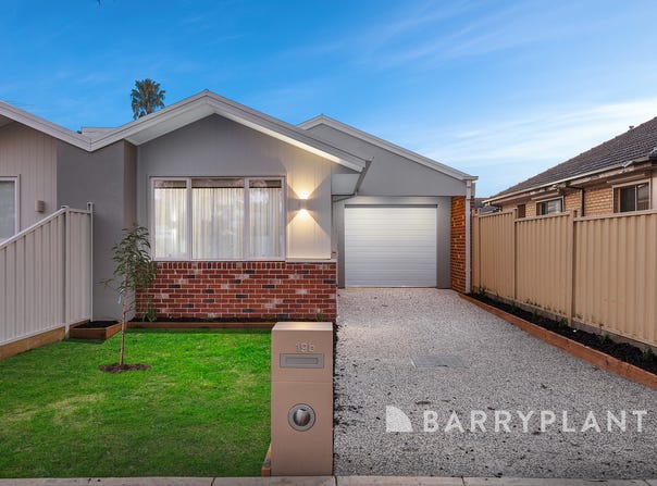 19B Walmer Avenue, St Albans, Vic 3021