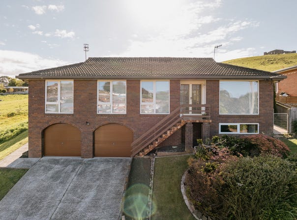 12 Greenacre Street, Upper Burnie, Tas 7320
