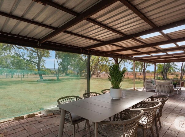 17 Stieler Drive, Plainland, Qld 4341