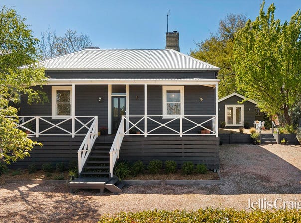 8 Vincent Street North, Daylesford, Vic 3460