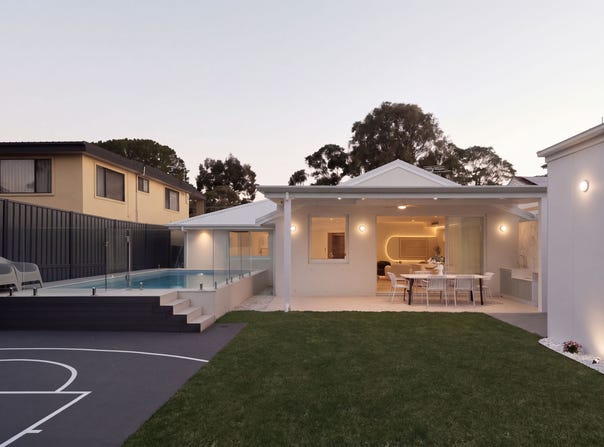 17 Monterra Avenue, Peakhurst Heights, NSW 2210