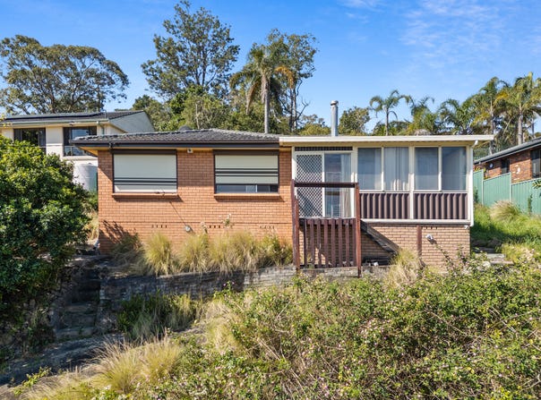 77 Cuthbert Drive, Mount Warrigal, NSW 2528