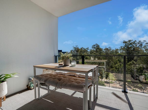 1406/1 Ian Keilar Drive, Springfield Central, Qld 4300