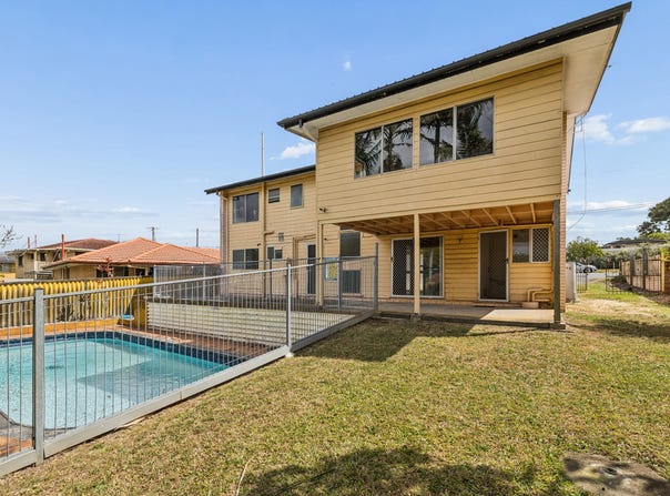 533 Mains Road, MacGregor, Qld 4109