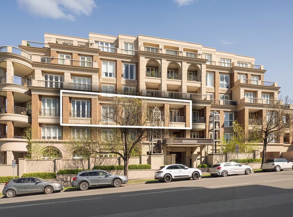 202/1 Wallace Avenue, Toorak, Vic 3142