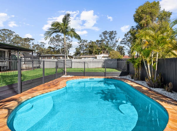 2 Woods Court, Bellbird Park, Qld 4300