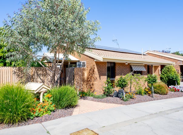 1/38A Palaroo Street, Swan Hill, Vic 3585