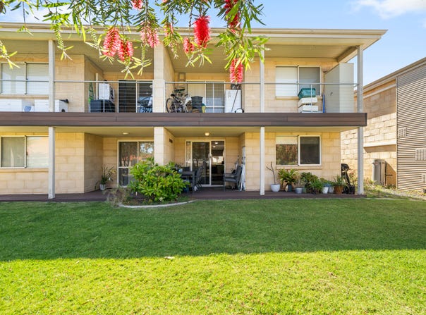5/1 Lakes Crescent, South Yunderup, WA 6208