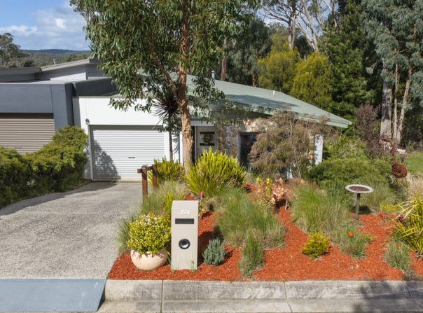 2/3 Hickory Lane, Creswick, Vic 3363