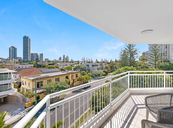 13/11-17 Hughes Avenue, Main Beach, Qld 4217