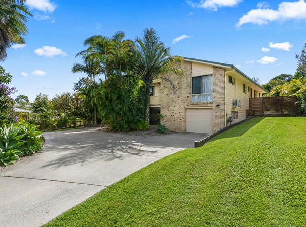 11 Windsor Way, Urraween, Qld 4655