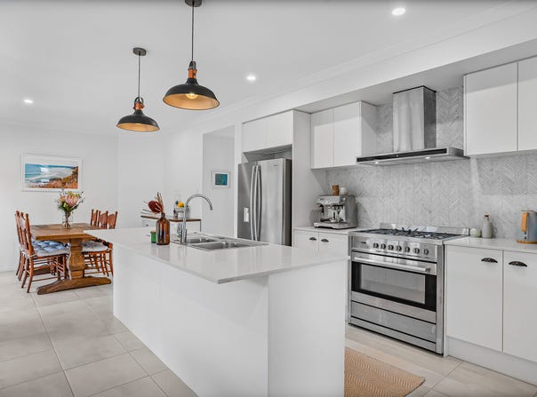 21 Dent Crescent, Cumbalum, NSW 2478