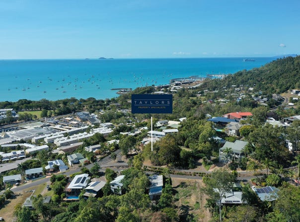 1 Macona Crescent, Cannonvale, Qld 4802