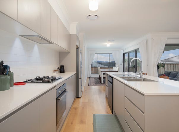 14 Heberlein Street, Boolaroo, NSW 2284
