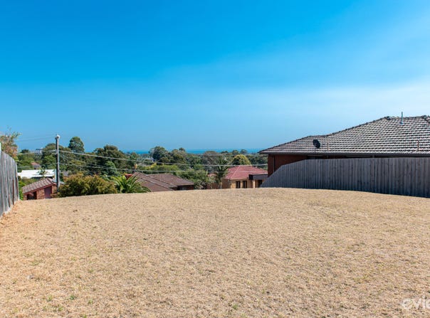 5 Bangor Drive, Frankston, Vic 3199