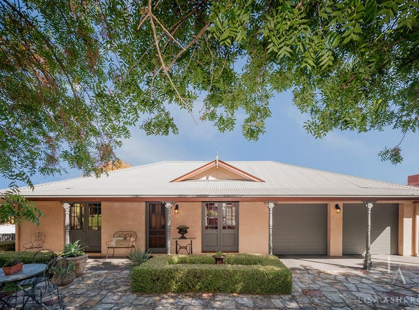 27 Overlanders Way, Hillvue, NSW 2340
