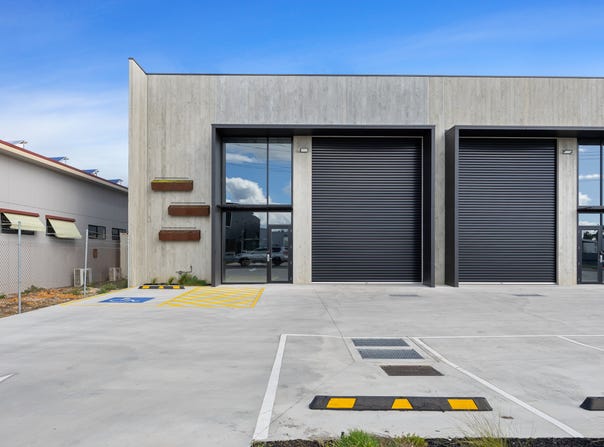 1/5 Anchor Drive, Wendouree, Vic 3355