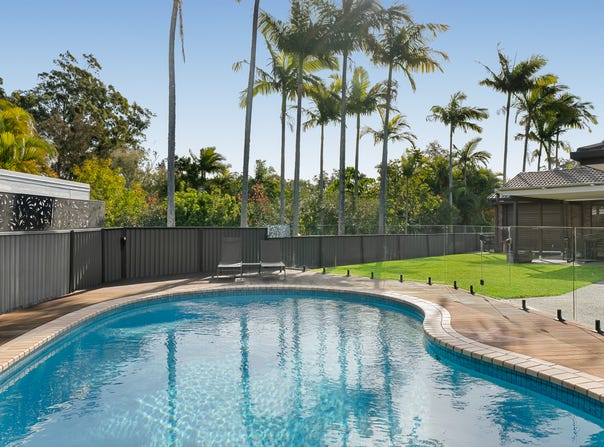 10 Glen Eagles Drive, Robina, Qld 4226