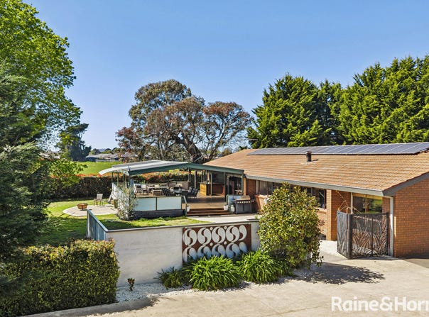 18 Louise Lane, Lancefield, Vic 3435