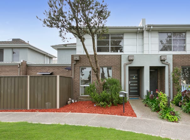 2/2 Brunswick Crescent, Craigieburn, Vic 3064