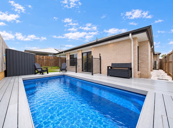 17 Gulliver Crescent, Logan Reserve, Qld 4133