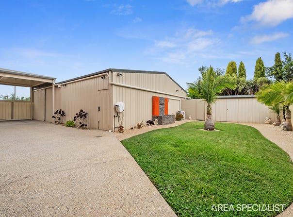 5 Ranfurlie Circuit, Melton West, Vic 3337
