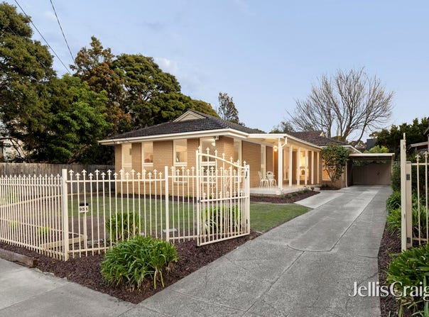 954 High Street Road, Glen Waverley, Vic 3150