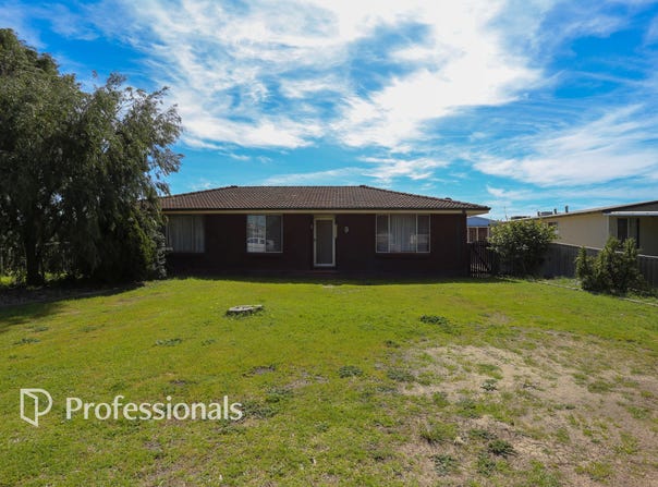 9 Valentine Way, Sinclair, WA 6450