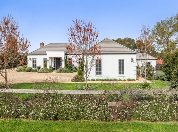12B Melrose Drive, Kilmore, Vic 3764