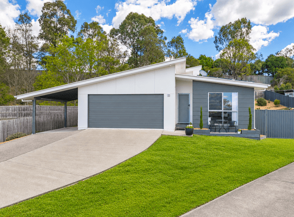 41 Settlers Rise, Kilcoy, Qld 4515