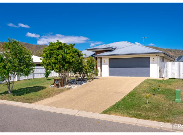 3 Varsity Crescent, Norman Gardens, Qld 4701