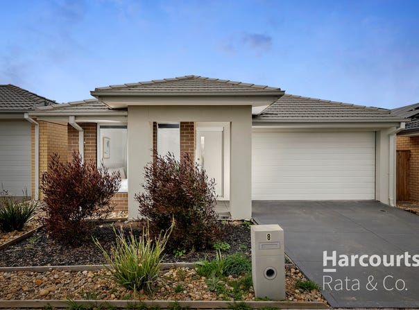 8 Lunar Street, Beveridge, Vic 3753
