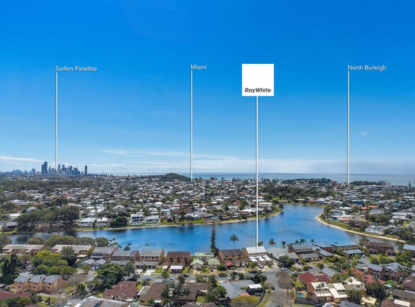 2/15 Barbet Place, Burleigh Waters, Qld 4220