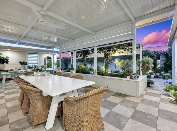 19 Trevors Road, Bargara, Qld 4670