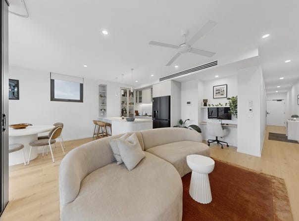 104/86 Halstead Street, Coorparoo, Qld 4151