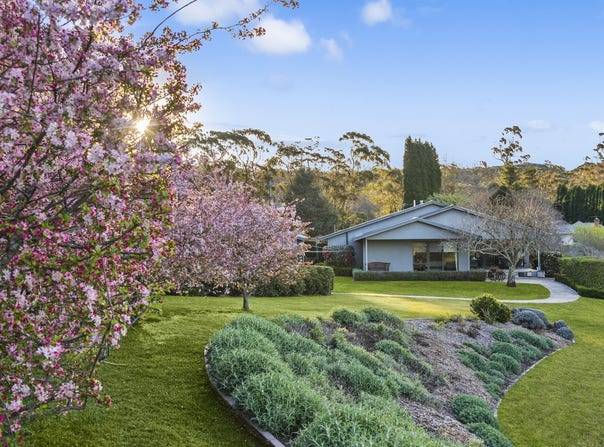 17 Gibraltar Road, Bowral, NSW 2576