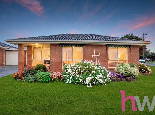 1/4-6 Enfield Drive, St Albans Park, Vic 3219