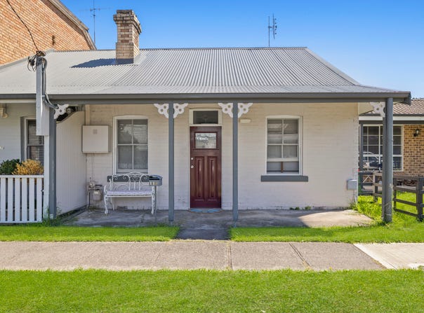 110 Inch Street, Lithgow, NSW 2790