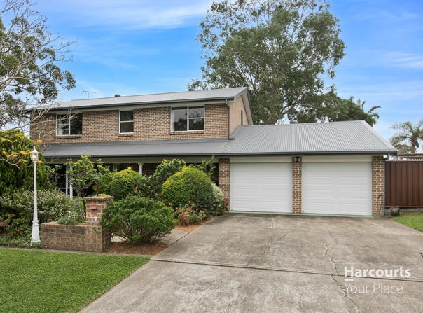 17 Shakespeare Drive, St Clair, NSW 2759