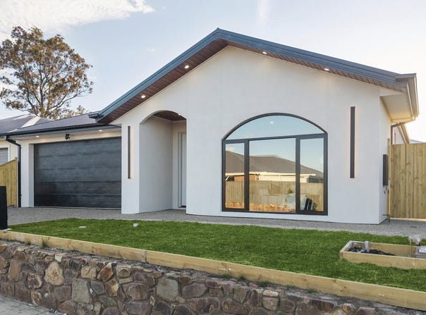 4 Tullamore Street, Gisborne, Vic 3437