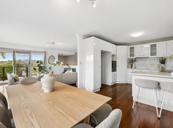 22 Hillcroft Street, Mount Gravatt East, Qld 4122